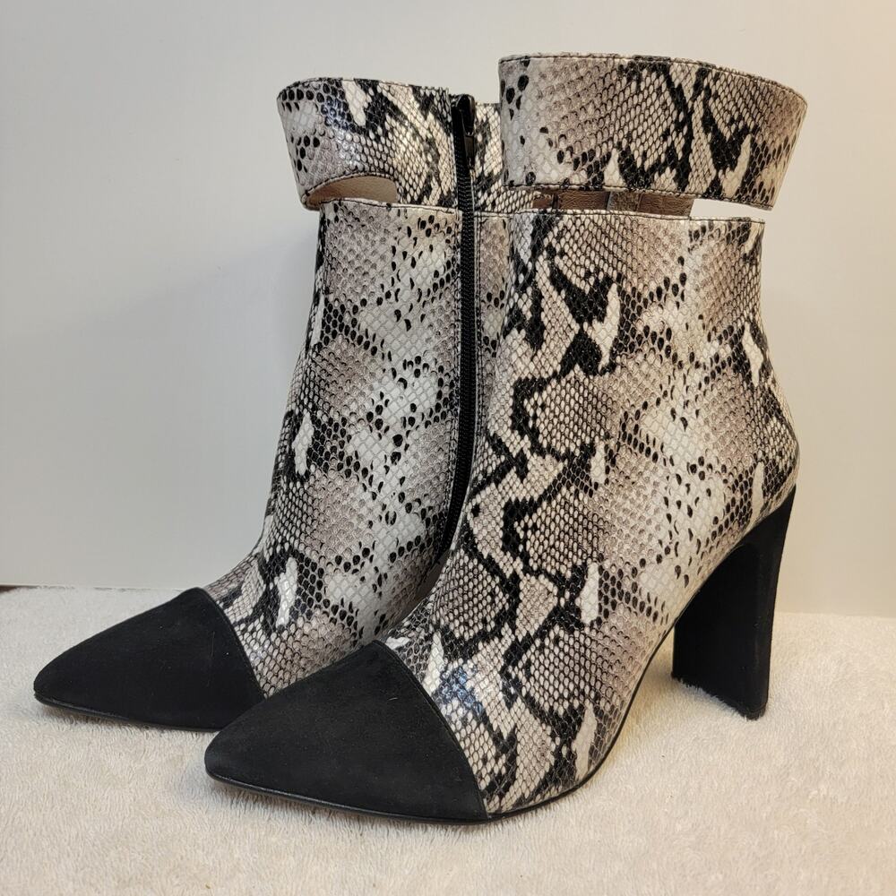 42 Gold Snake Ankle Boots Sz 8 Leather Heel Zip Cutout Tan Black Lizard